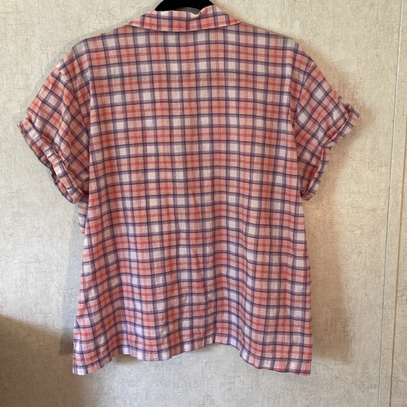 Eddie Bauer women’s cotton short sleeve button up v neck shirt. Size xl. - Picture 2 of 11